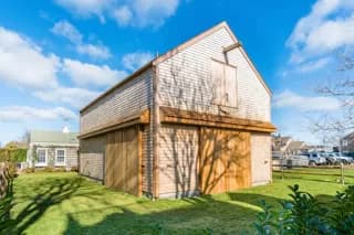 rental property in 8 Sea Street