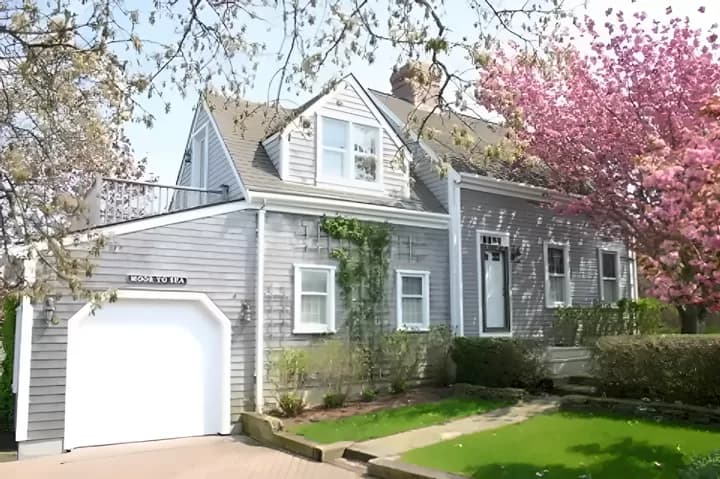 rental property in 89 Polpis Road