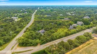rental property in 99 Surfside Road