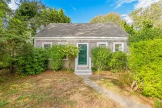 rental property in 11 Vesper Lane