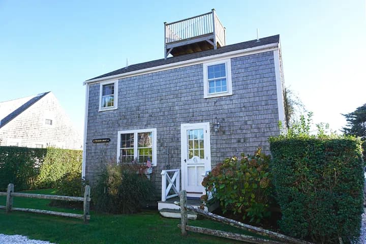 rental property in 34A Walsh Street