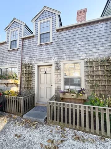 rental property in 25 Broadway - Cottage