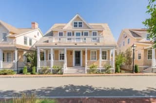 rental property in 6 White Elephant Way
