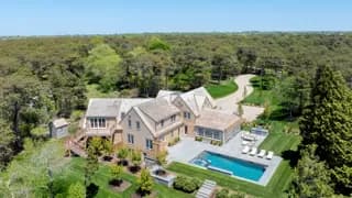 rental property in 15 Deer Run Road