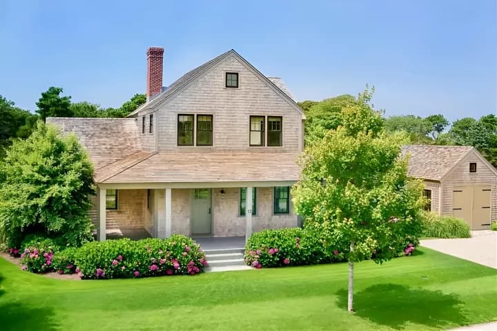 rental property in 13 Ellens Way