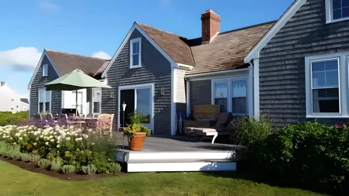 rental property in 50 Madequecham Valley Road